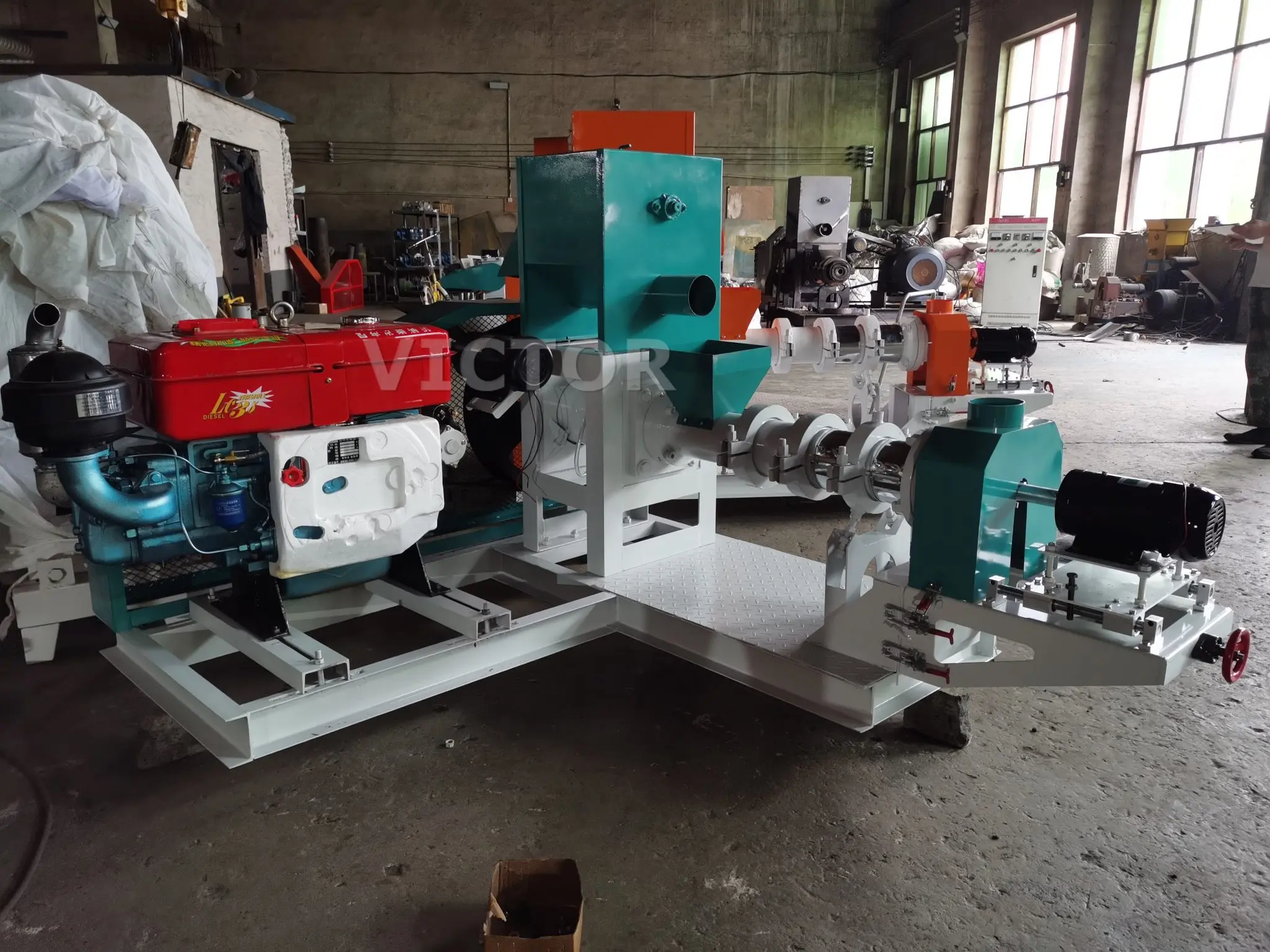 diesel engine fish feed machine price